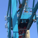 Industriële lift met kabelgoot en rups - De Jong's Liften