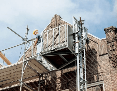 Goederenlift AT30 en AT40 - vrijstaande hoogte 9 meter - De Jong's Liften